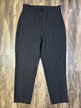 Banana Republic Refined Utility Pants Women's 10 Black Slim Taper Trouser EUC